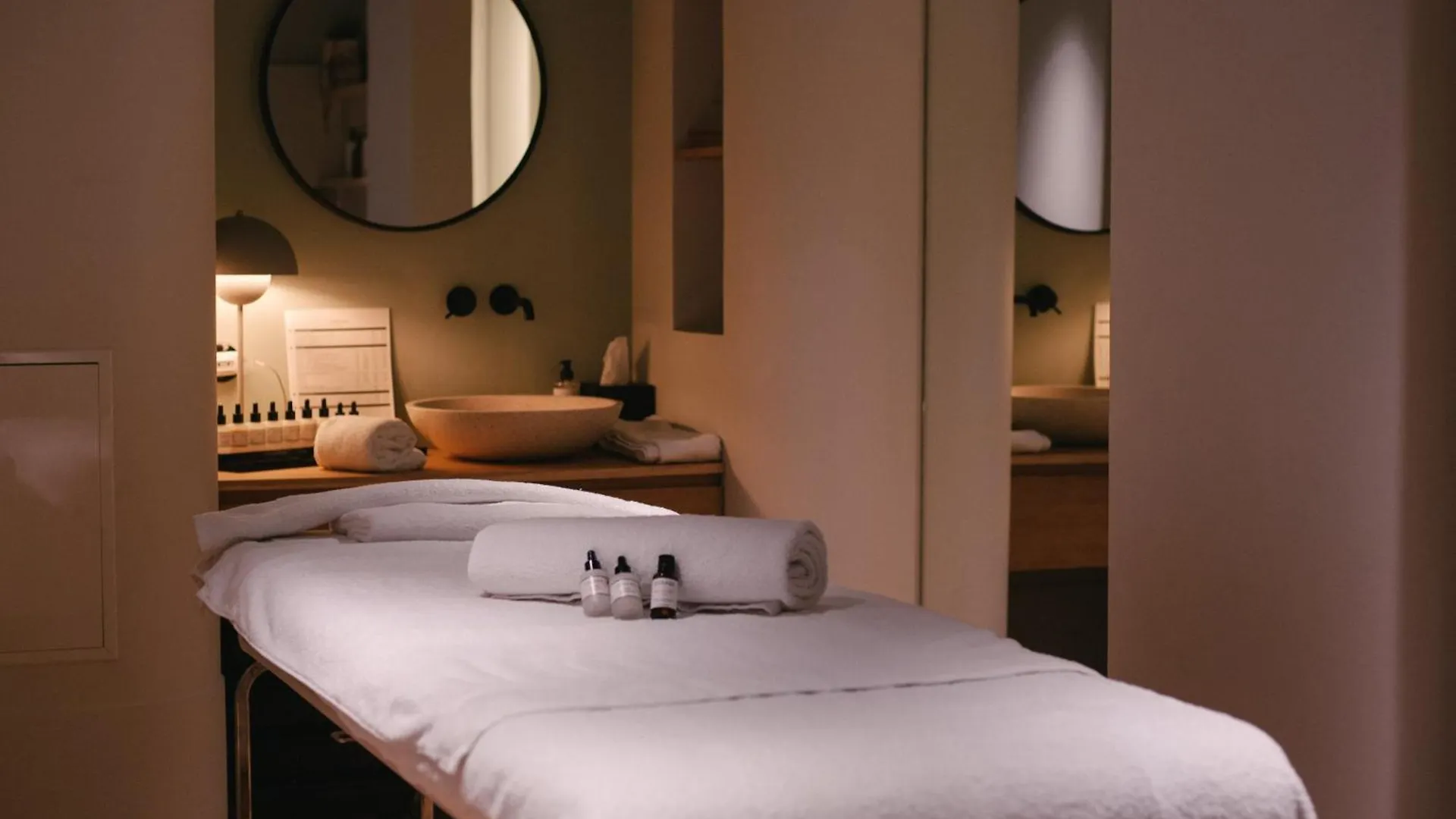 Hotel National Des Arts Et Metiers 4*